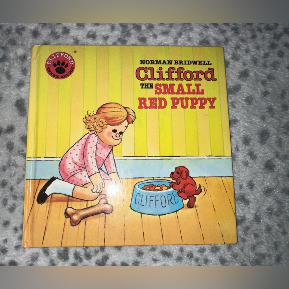 Clifford the small red puppy hardcover book